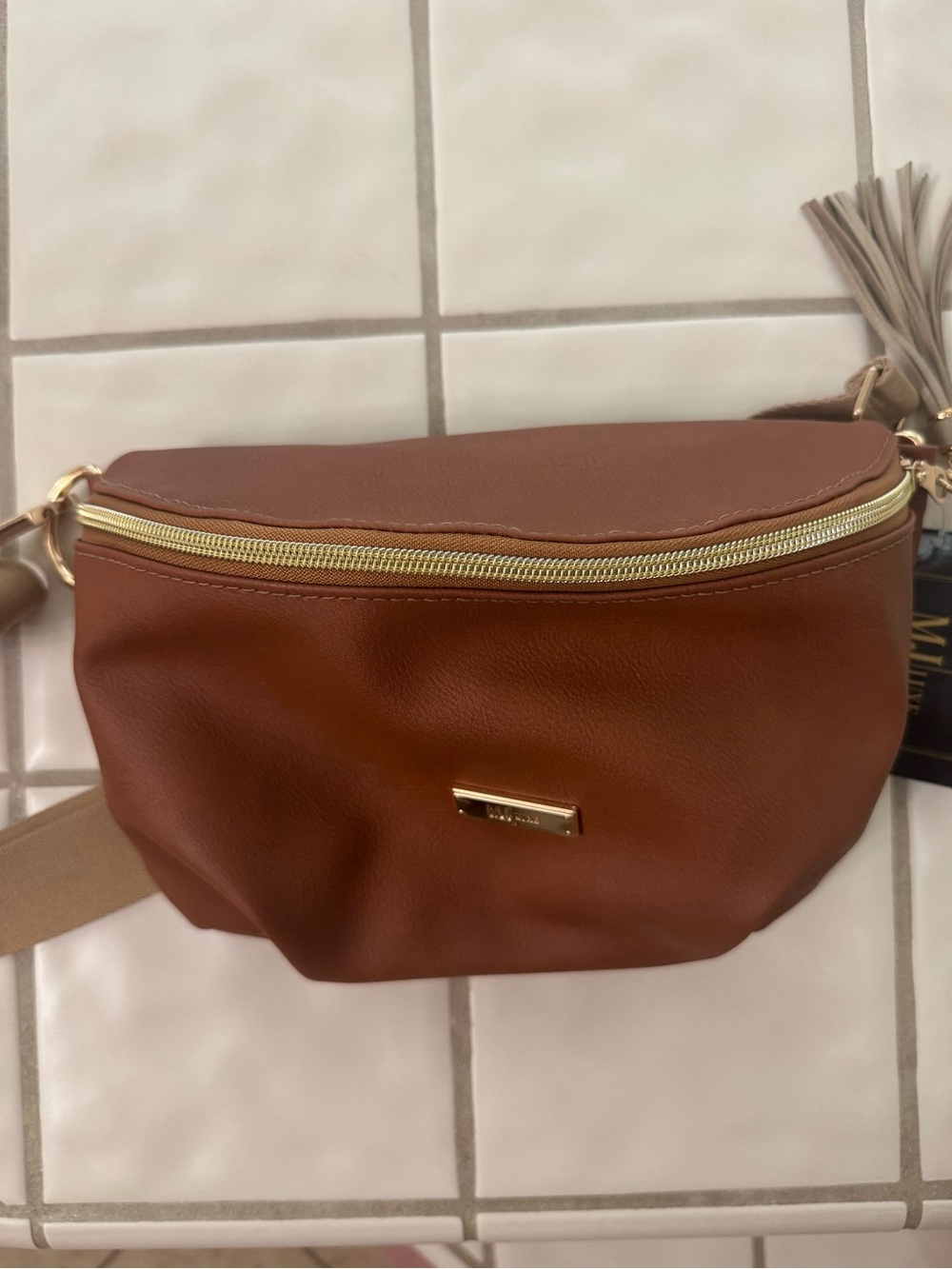 Makeup Junkie Cinnamon Mega Sidekick
